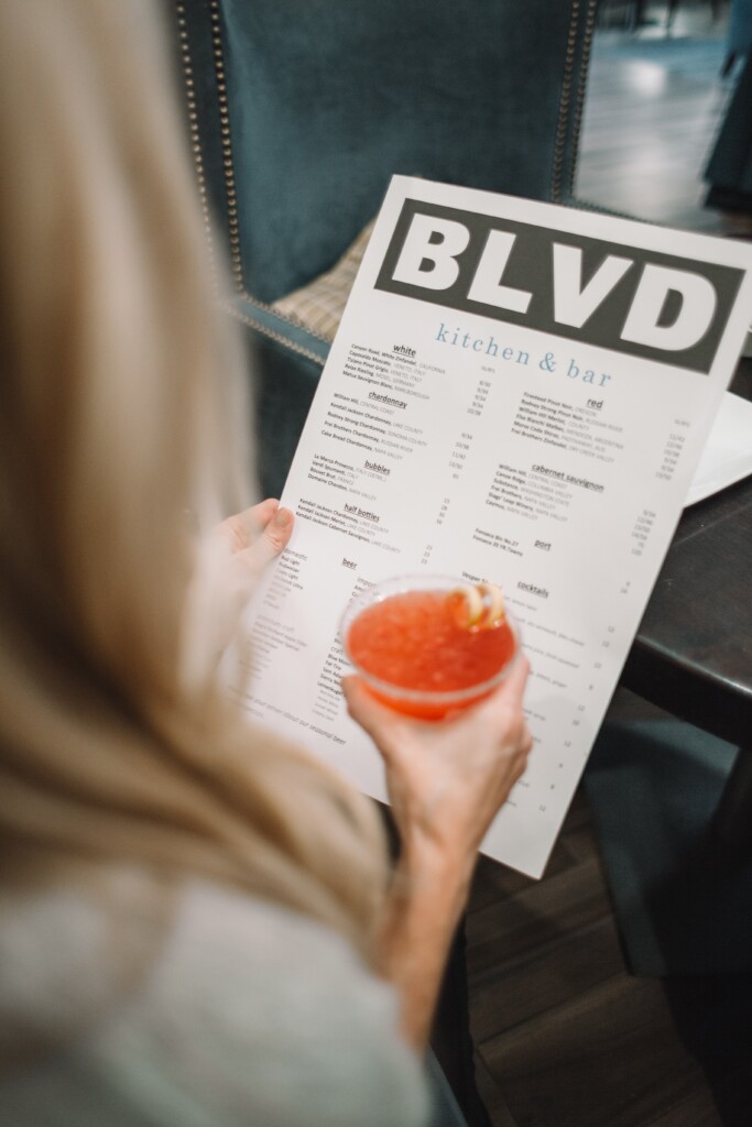 O Que Vender Em Um Bar Pequeno Ideias Para Seu Card Pio